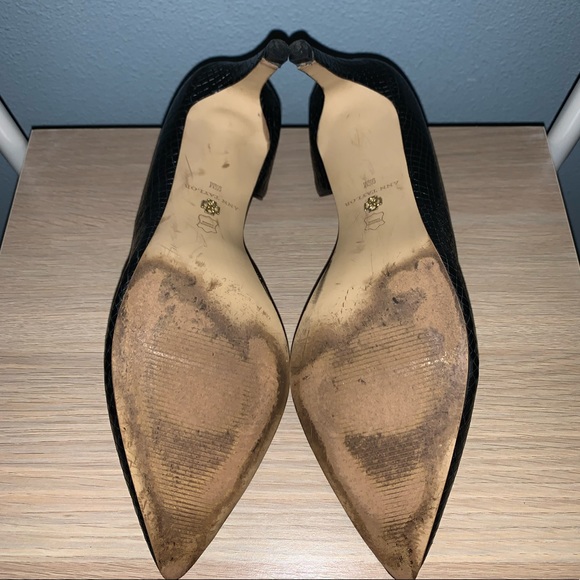 Black D’Orsay Pump - Picture 6 of 7